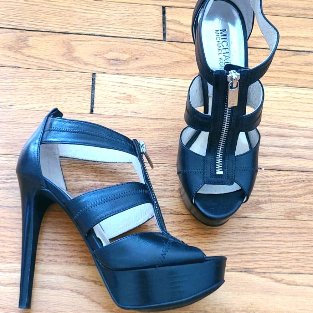 Michael Kors black leather heels